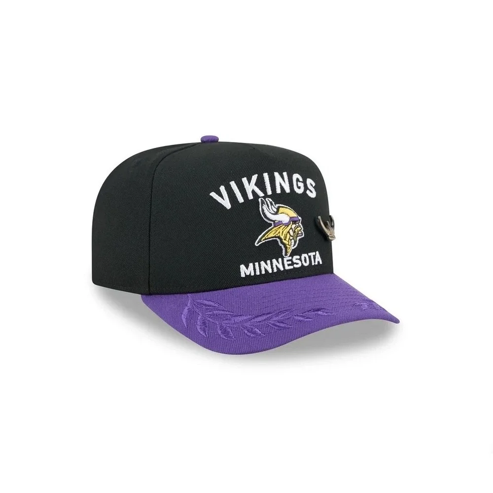 New Era 59FIFTY Minnesota Vikings Draft A-Frame Fitted Hat‎ Black 8 w/ Pin